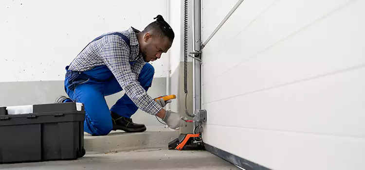 Expert Solutions for Every Garage Lock Need in Dearborn Heights, MI